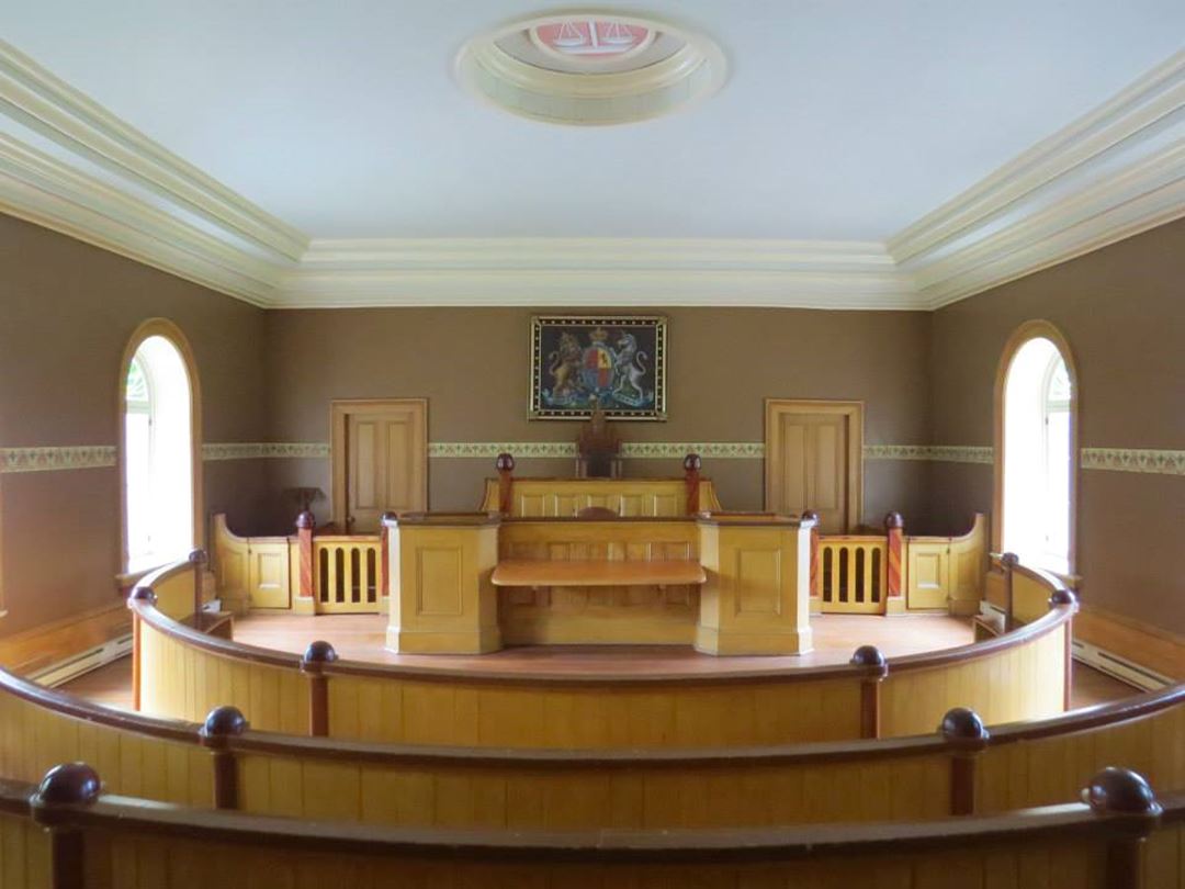 Cour de justice de L'Oasis du Vieux Palais de L'Assomption