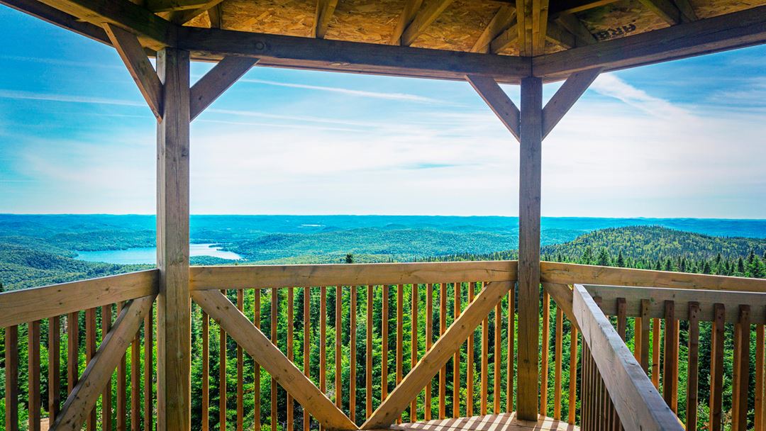 La vue du Mirador de la Montagne Noire à Saint-Donat
