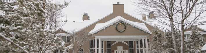Auberge-montagne-coupee-hiver