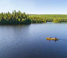 Canot sur le lac l'Assomption