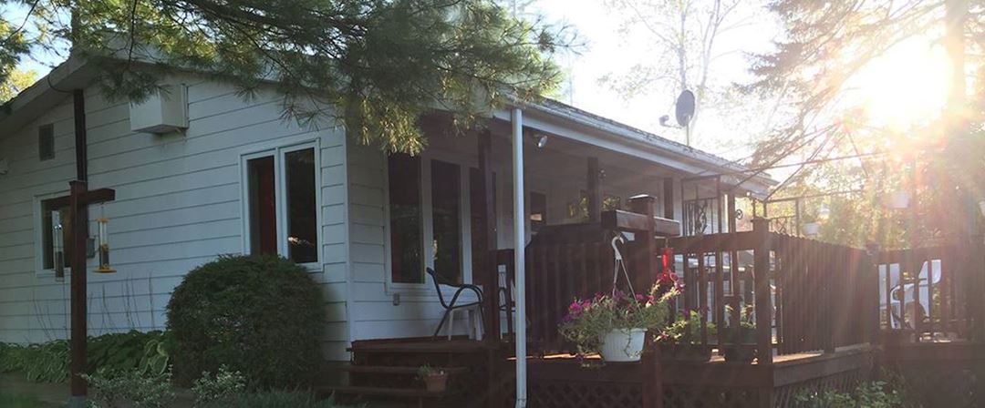 Chalets Clochette outdoor in summer