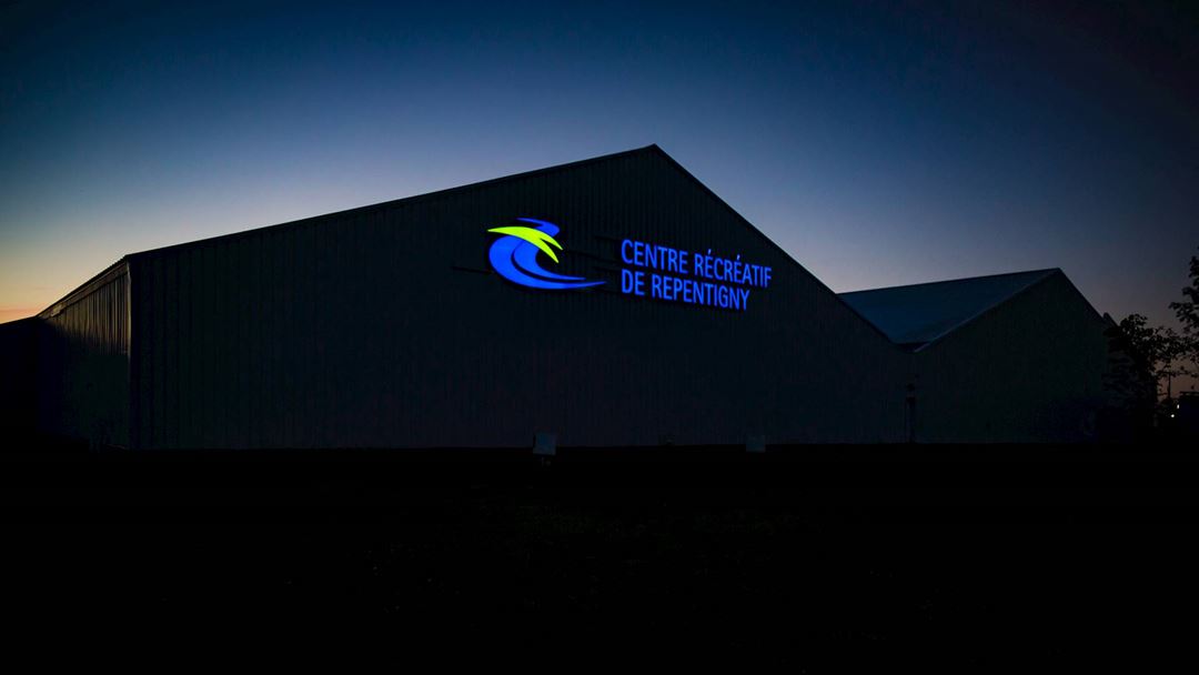 Centre-recreatif-de-Repentigny-dusk
