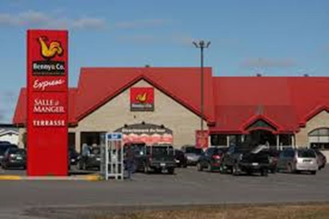 Restaurant's front.