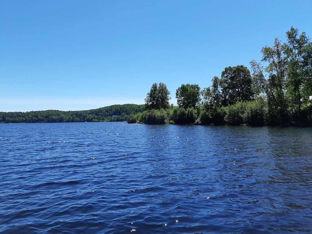 Rustic camping on Île Baribeau