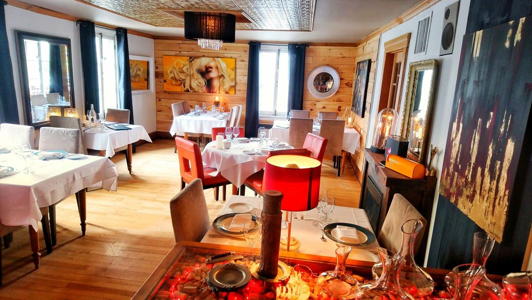 Inside of Restaurant Le Prieuré