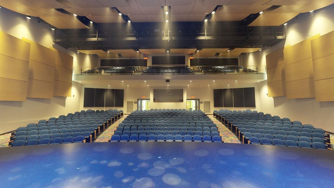 Salle Julie-Pothier du Collège Esther-Blondin