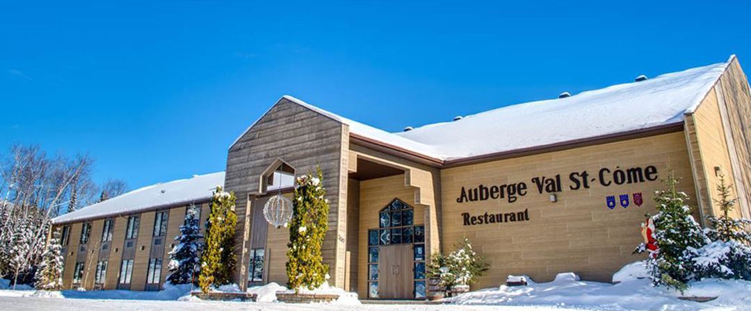 auberge-val-st-come-winter