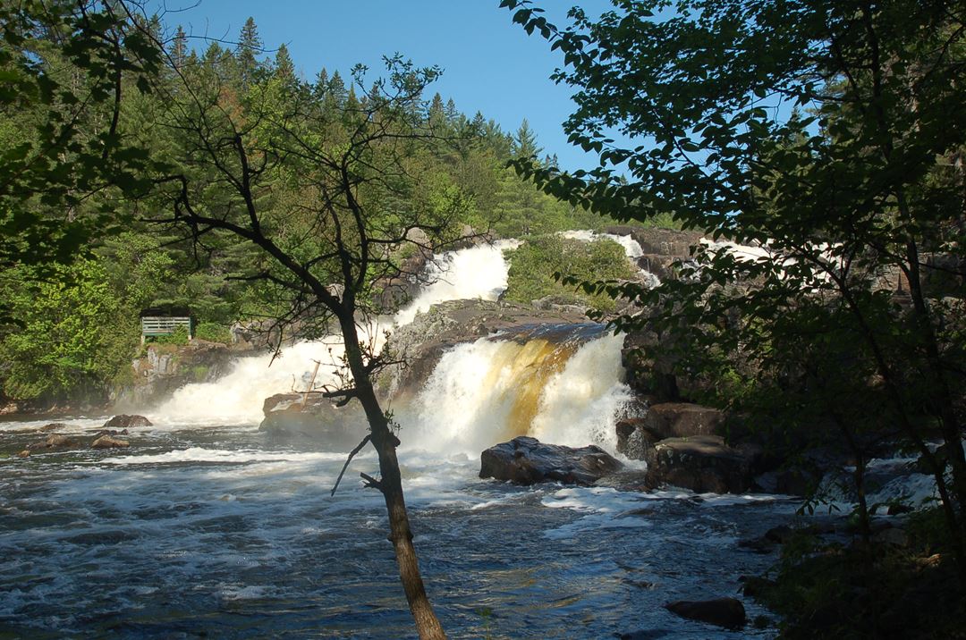 Chutes Monte-à-peine