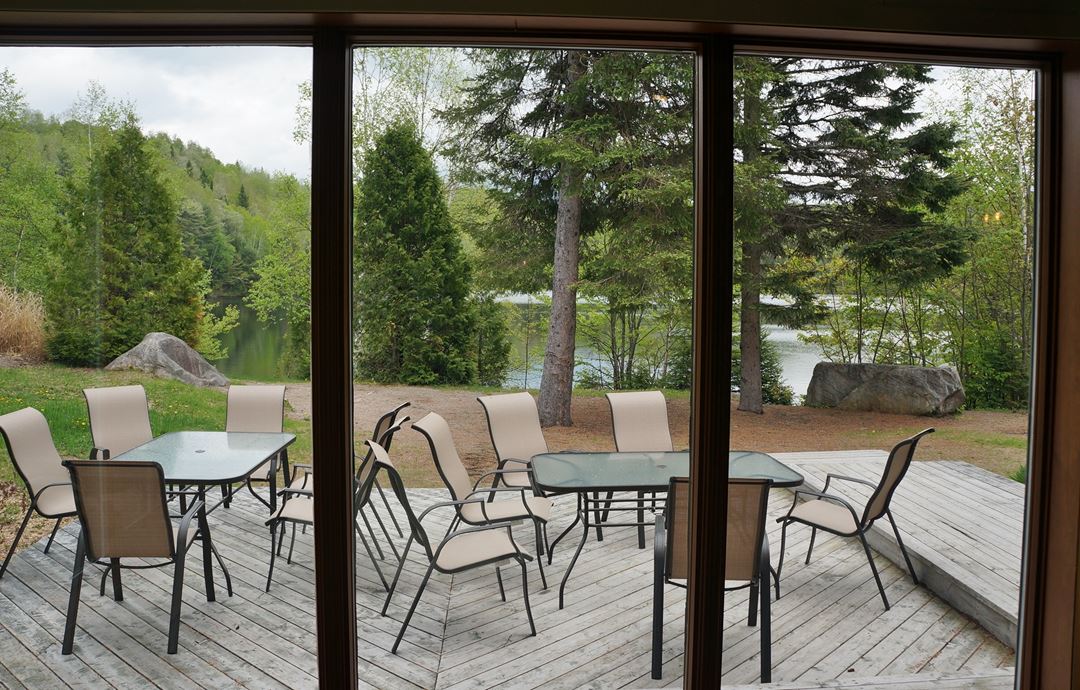 Auberge-du-Lac-Priscault