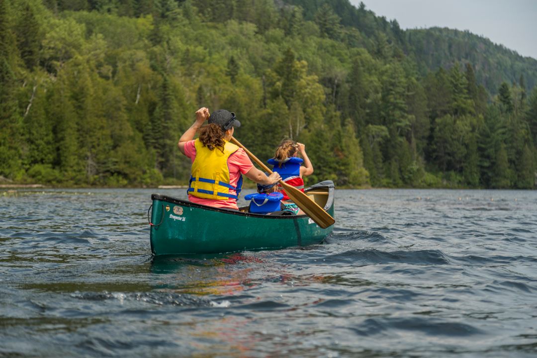 Canoe Parc régional de la Forêt Ouareau