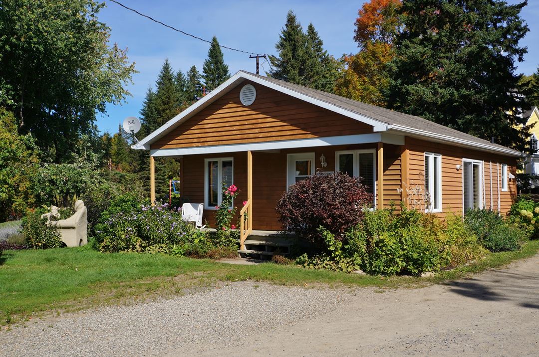 Auberge-du-Lac-Priscault