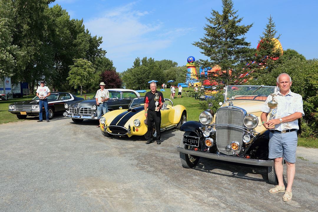 Exposition d'autos anciennes de Repentigny